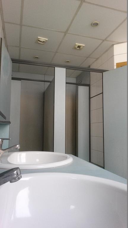 Van Gogh Youth Hostel City Centre Saint-Josse-ten-Noode المظهر الخارجي الصورة