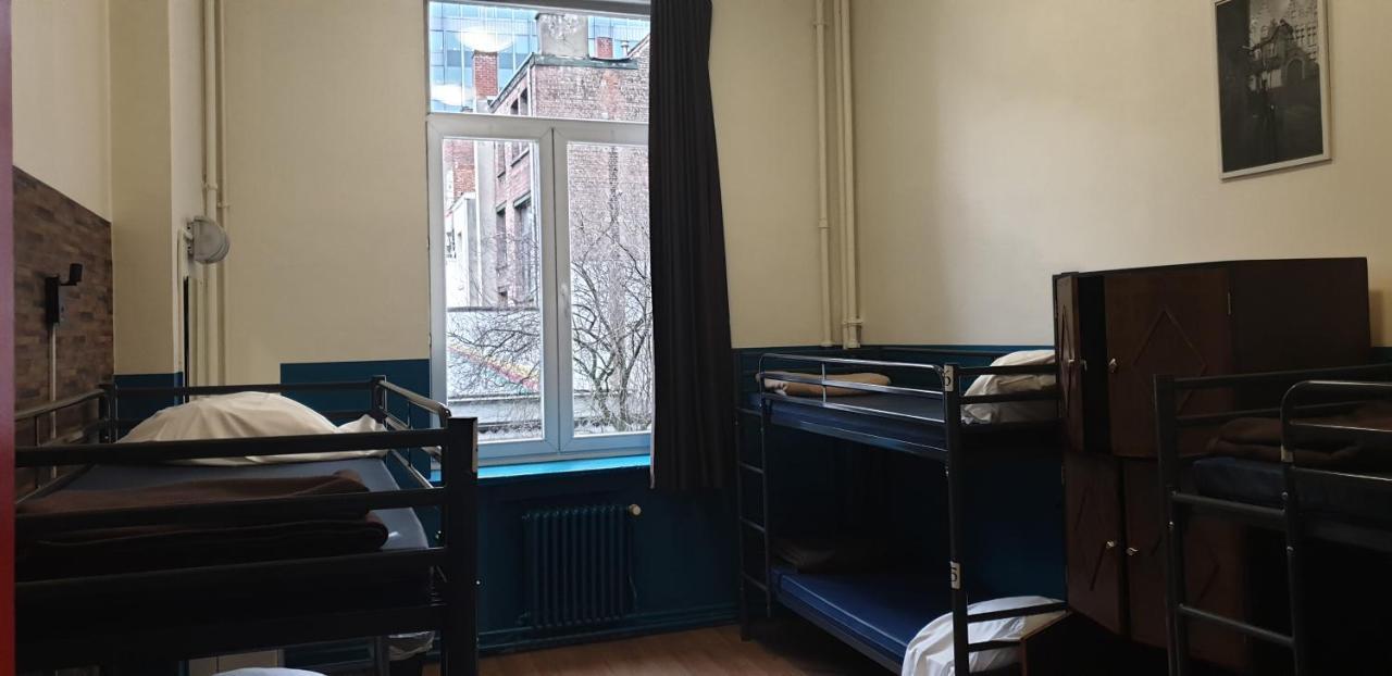 Van Gogh Youth Hostel City Centre Saint-Josse-ten-Noode المظهر الخارجي الصورة